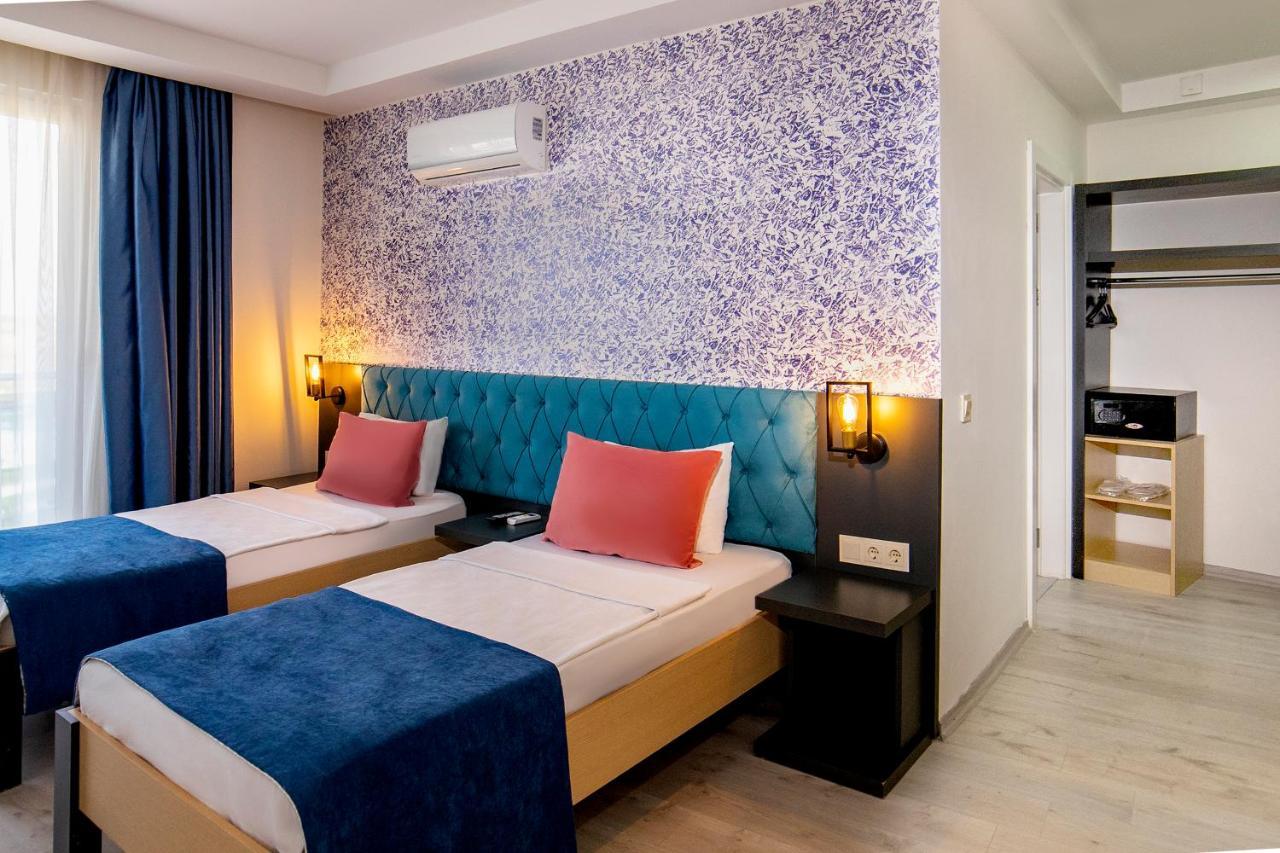 Royal Towers Lara Hotel Kemeragzi Dış mekan fotoğraf