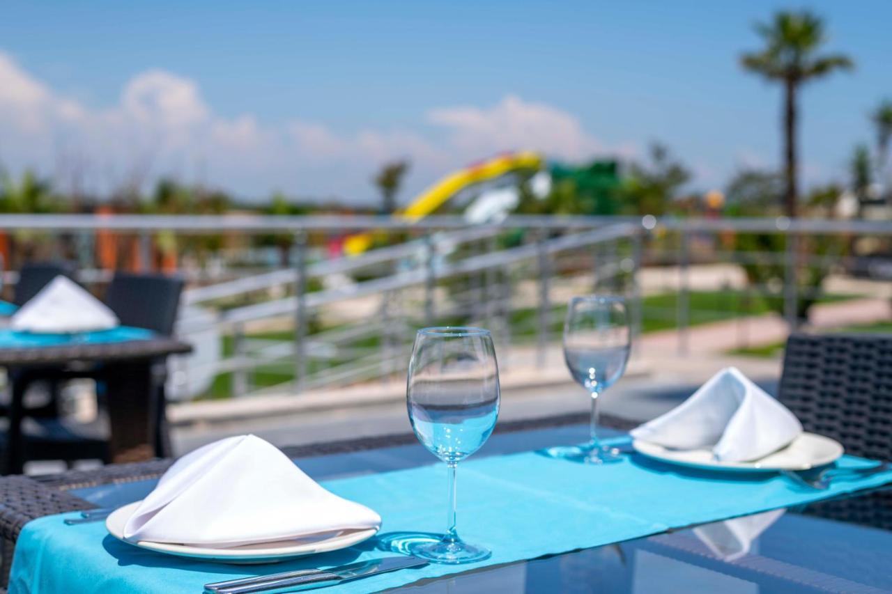 Royal Towers Lara Hotel Kemeragzi Dış mekan fotoğraf